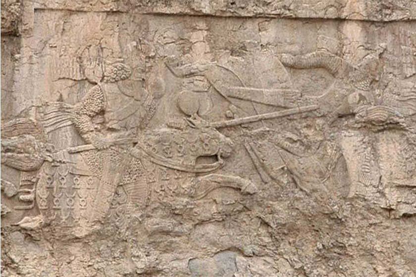 سنگ‌نگاره پیروزی اردشیر بابکان
