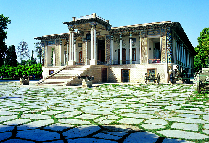 باغ موزه عفیف آباد